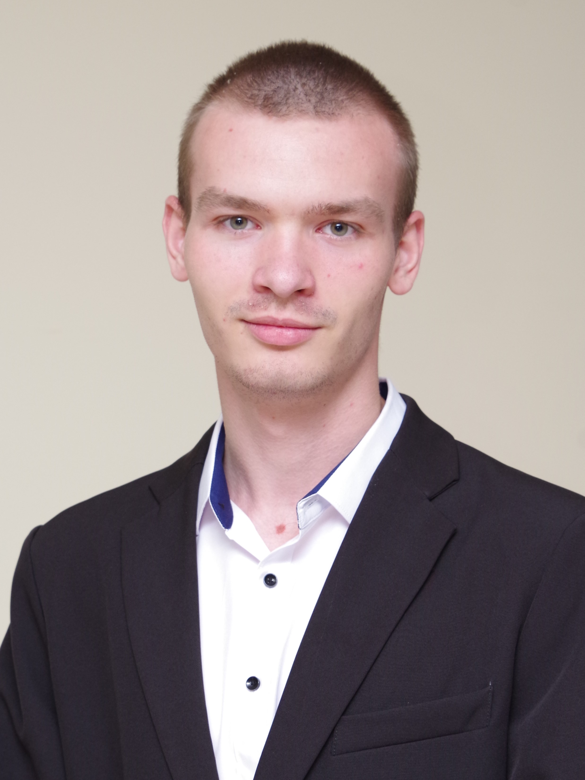 Привень Дмитрий Андреевич.