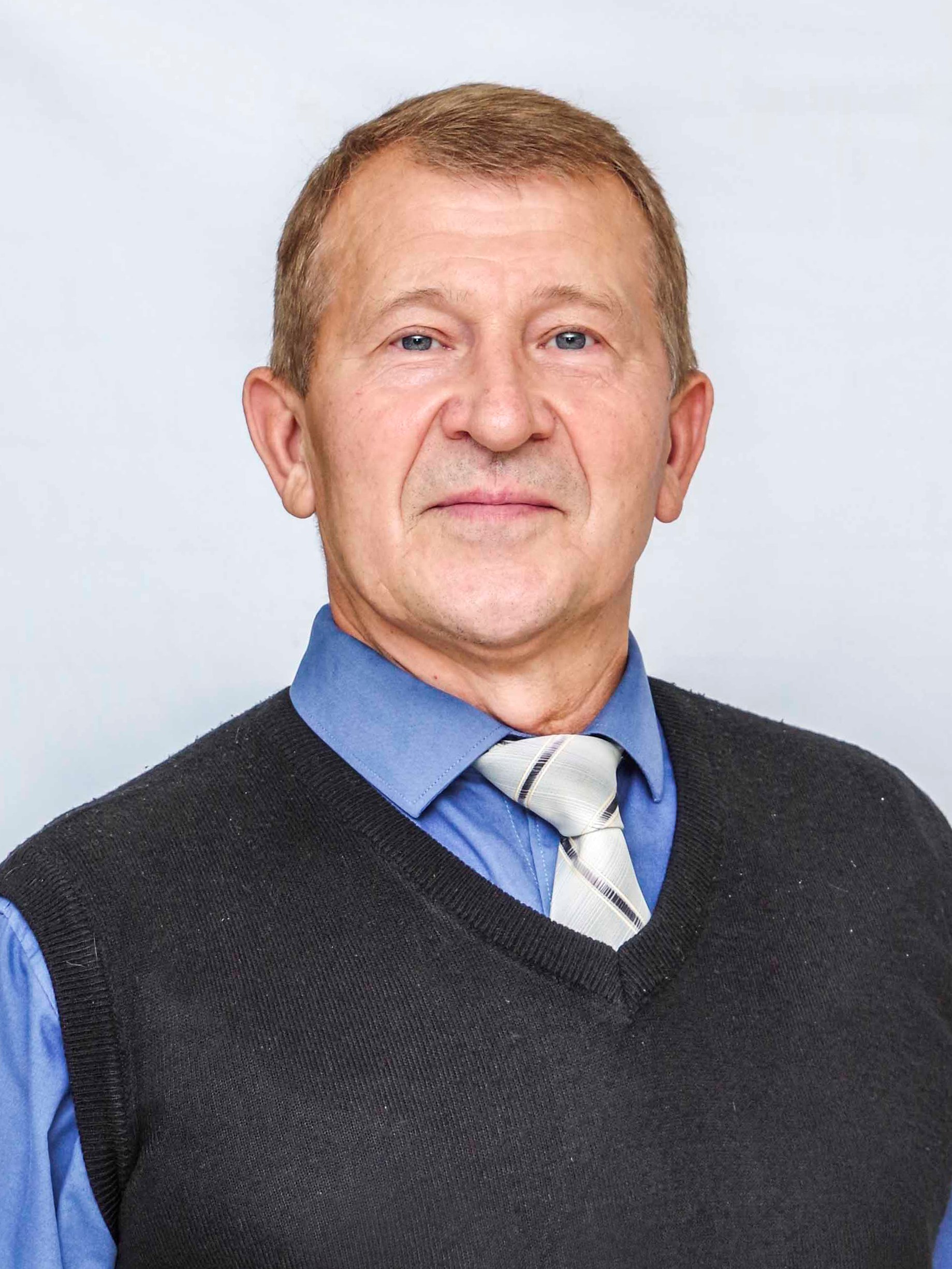 Руськин Николай Иванович.