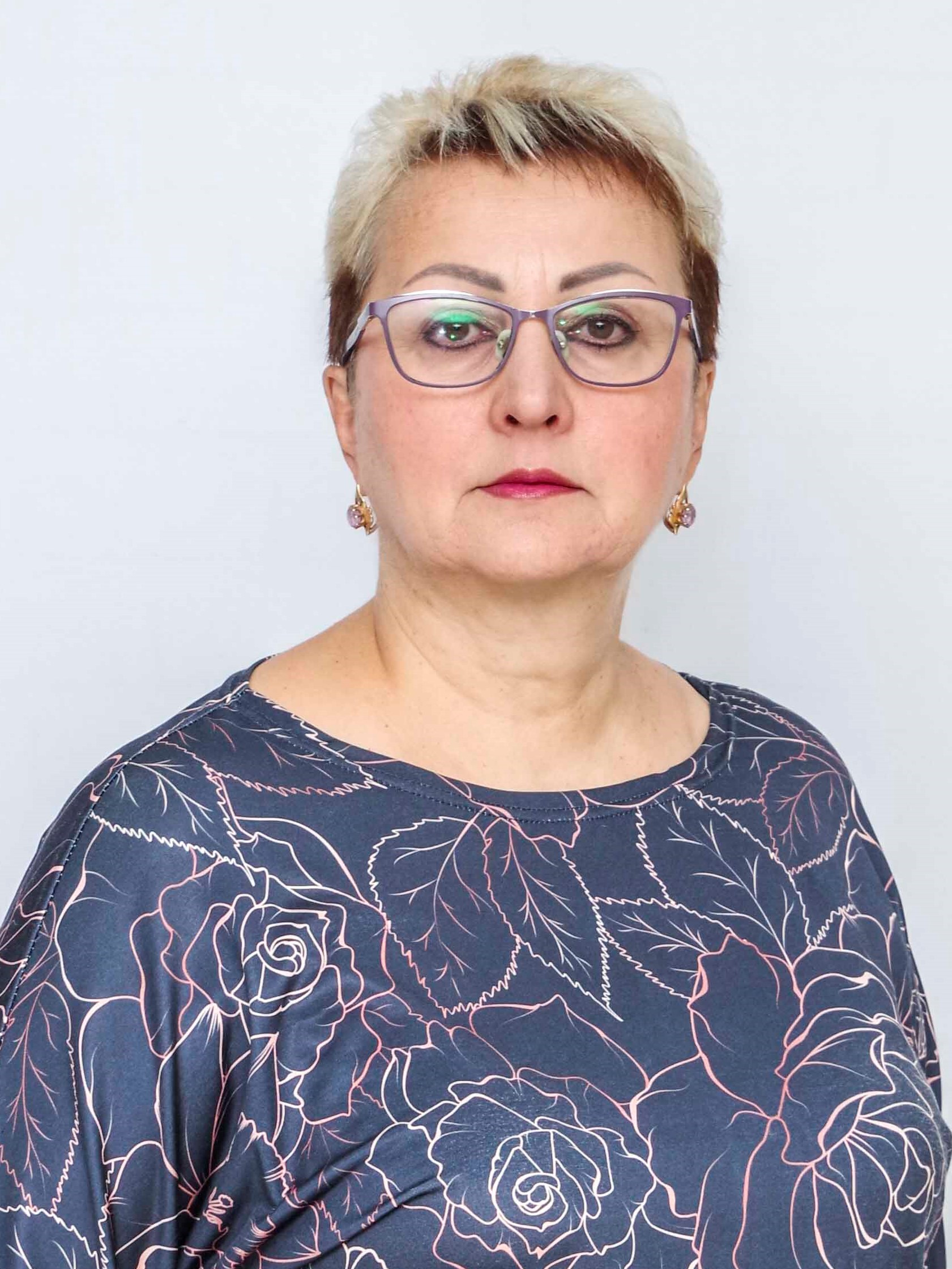 Сюбаева Оксана Михайловна.